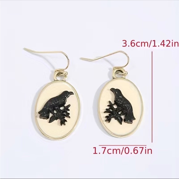Vintage Crow Design Cream and Black Drop Earrings - Picture 2 of 5